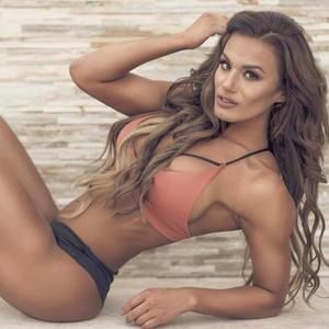 Meet your Posher, Mya